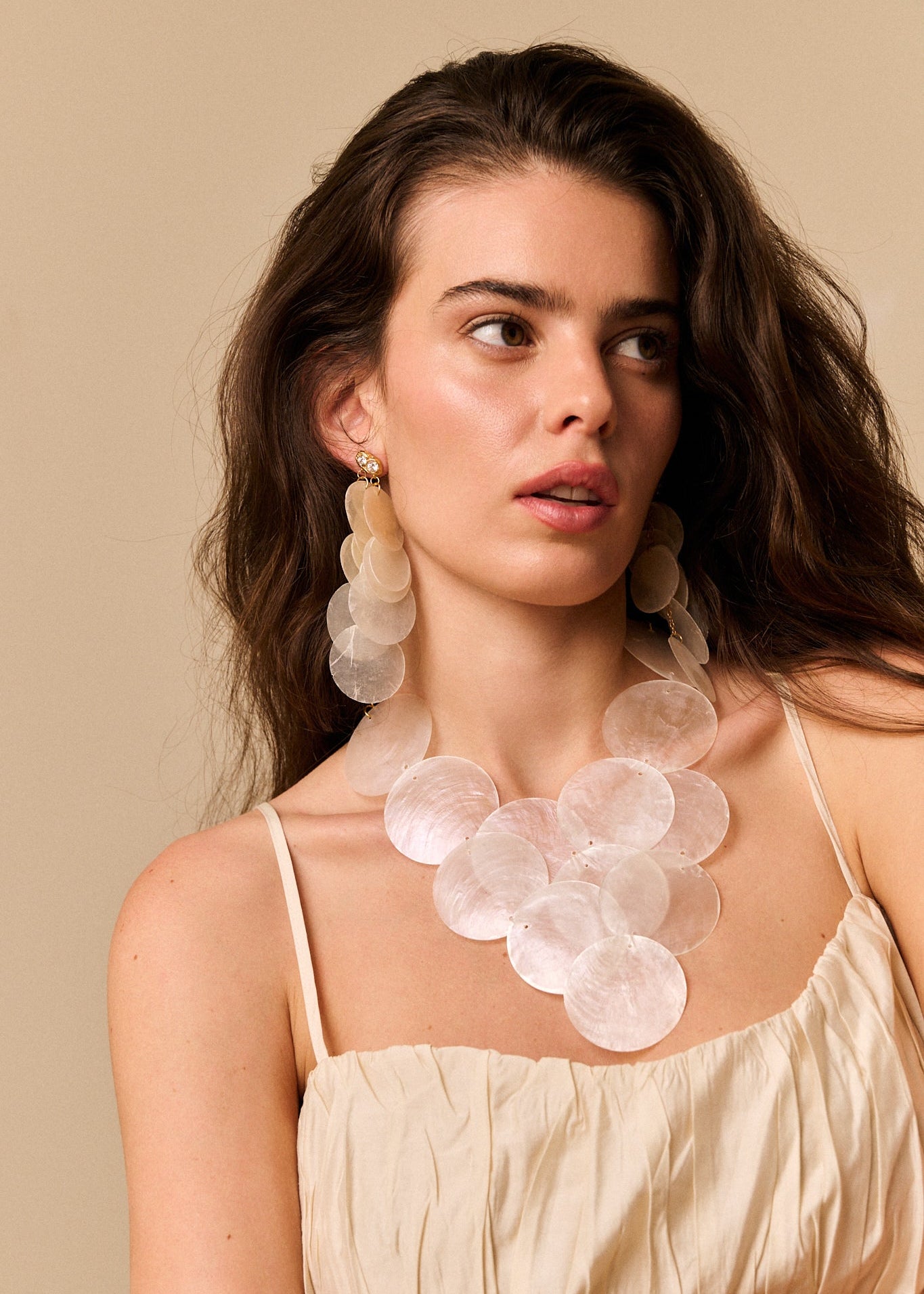 NÁCAR EARRINGS