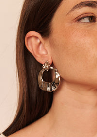 GARDENIA EARRINGS PLATA