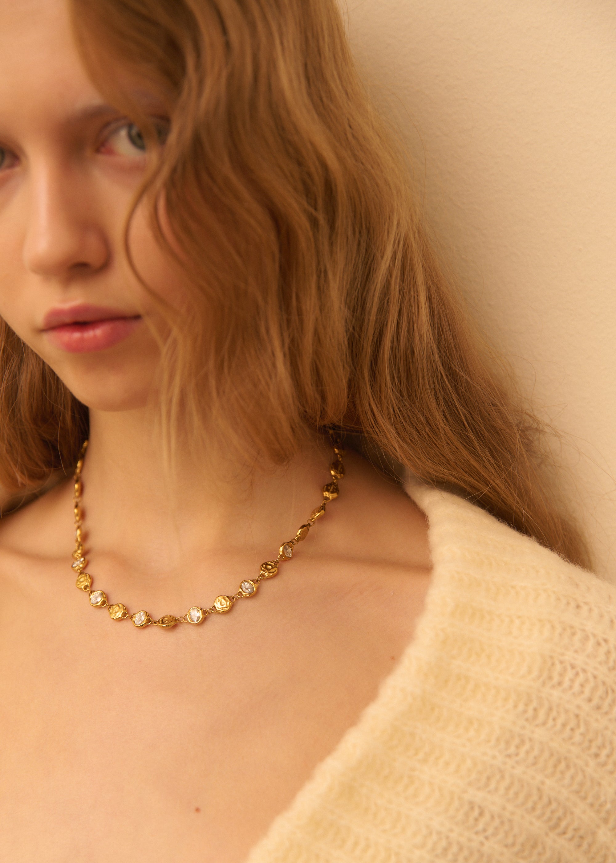 EIRA NECKLACE
